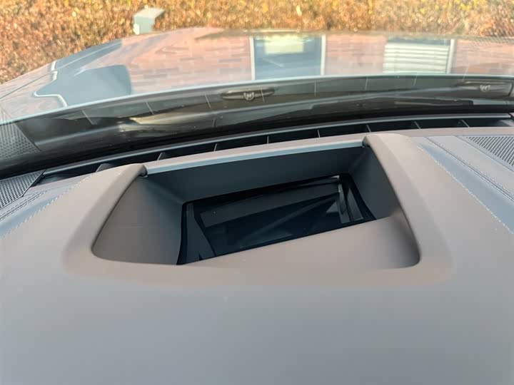 Фото 17 - Audi e-tron GT