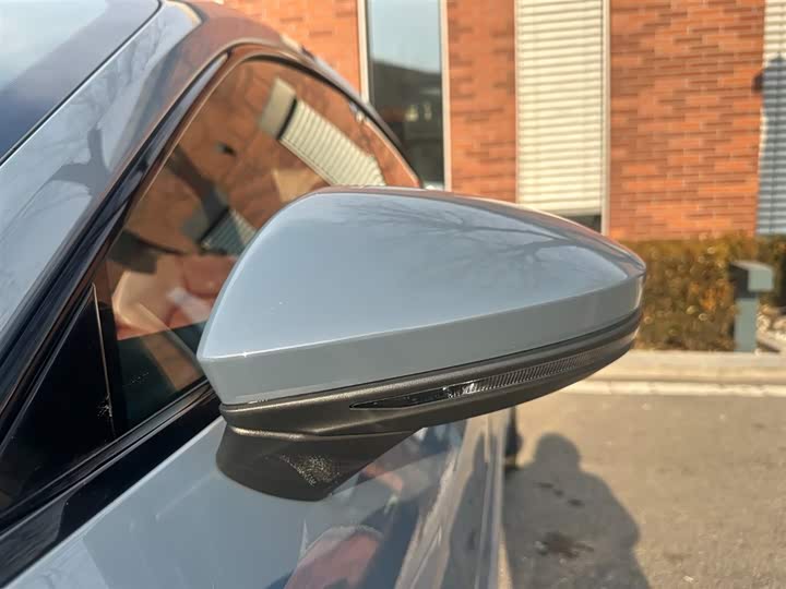 Фото 8 - Audi e-tron GT