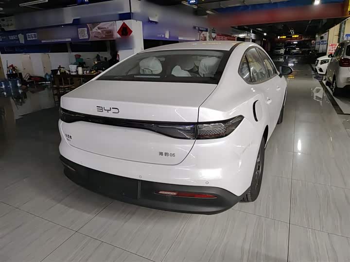 Фото 7 - BYD Seal 05 DM-i Hybrid