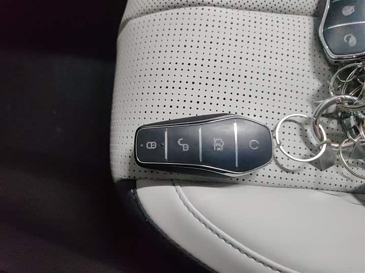 Фото 9 - BYD Seal 05 DM-i Hybrid