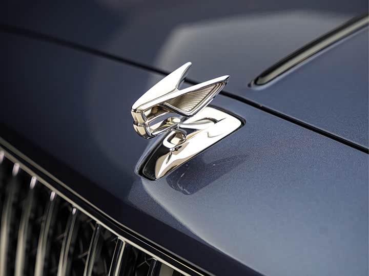 Фото 8 - Bentley Flying Spur