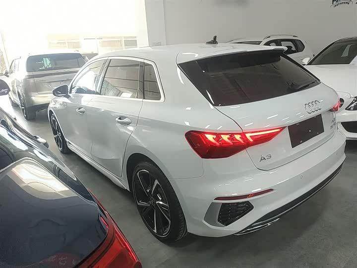 Фото 5 - Audi A3