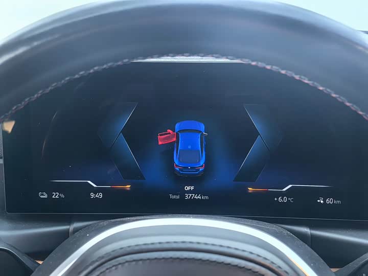 Фото 12 - BMW i4