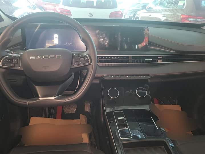 Фото 12 - Exeed LX