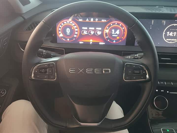 Фото 15 - Exeed LX