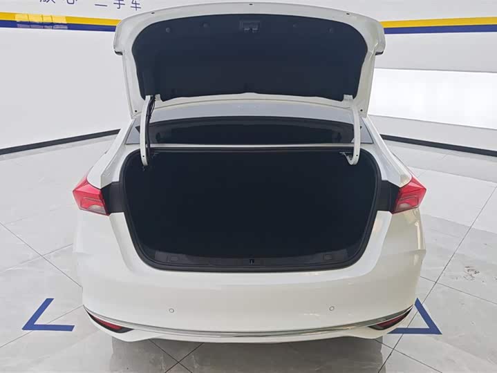 Фото 4 - Buick Verano