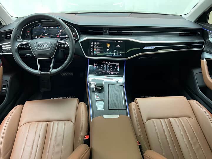 Фото 12 - Audi A6L