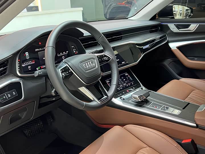 Фото 8 - Audi A6L