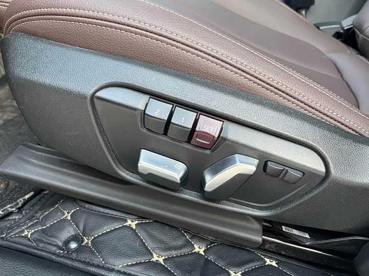 Фото 14 - BMW X2