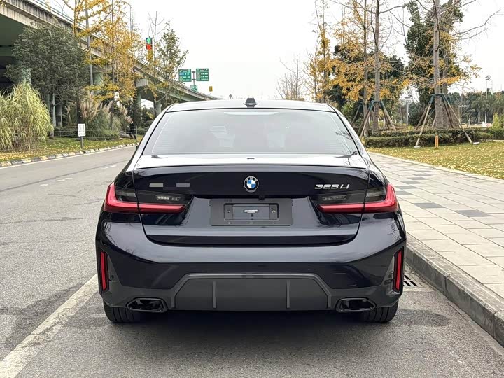 Фото 8 - BMW 3 Series