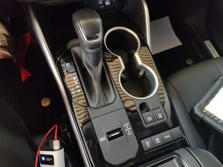 Фото 14 - Toyota Highlander