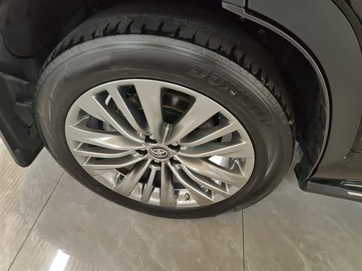 Фото 26 - Toyota Highlander