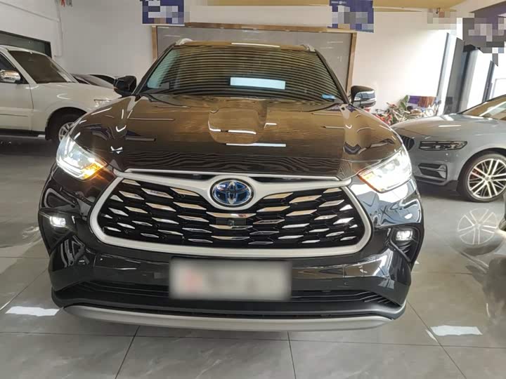 Фото 3 - Toyota Highlander