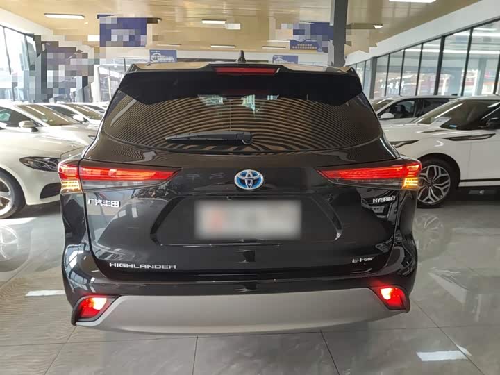 Фото 6 - Toyota Highlander