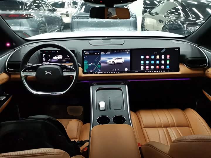 Фото 10 - XPeng G9