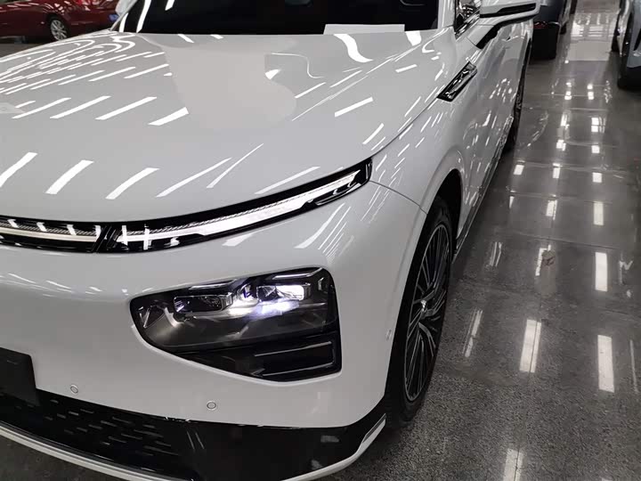 Фото 24 - XPeng G9