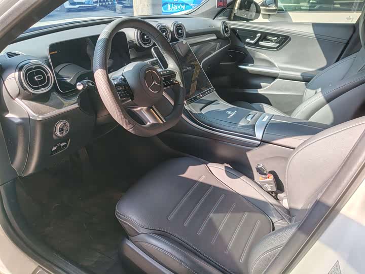 Фото 4 - Mercedes-Benz C-Class