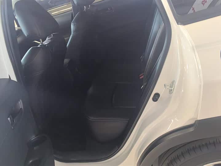 Фото 11 - Toyota Corolla Cross