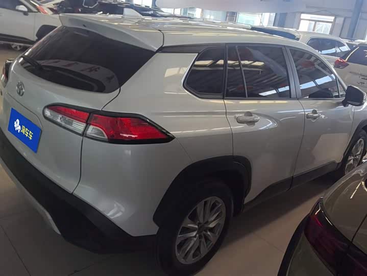 Фото 3 - Toyota Corolla Cross