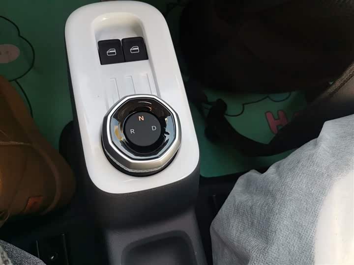 Фото 14 - Geely Galaxy Panda Mini