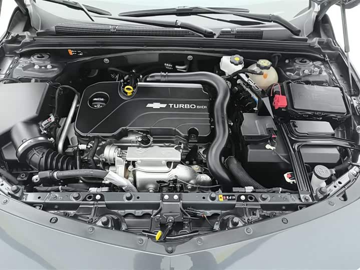 Фото 10 - Chevrolet Malibu XL