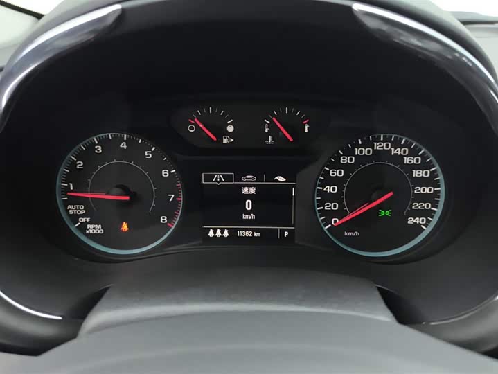 Фото 14 - Chevrolet Malibu XL