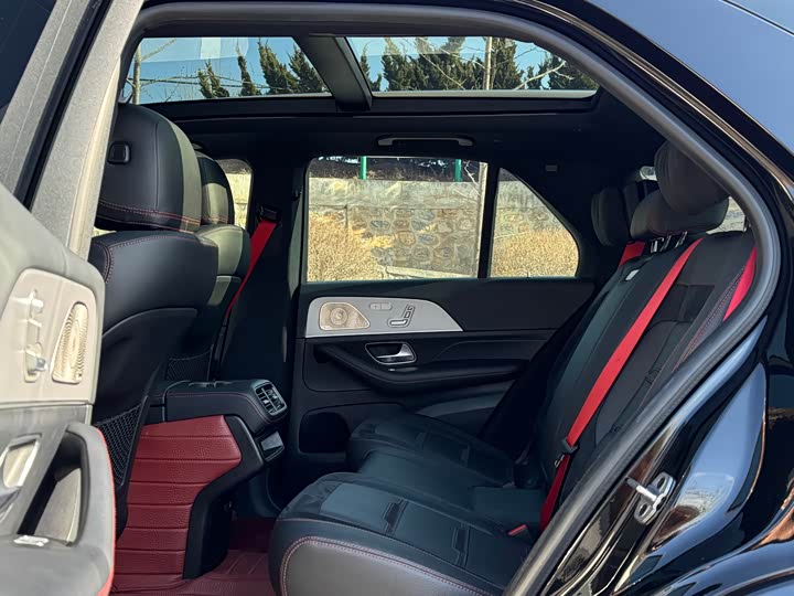 Фото 18 - Mercedes-Benz GLE-Class AMG