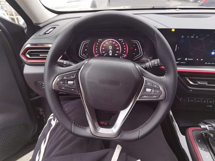 Фото 11 - Changan Oshan X5