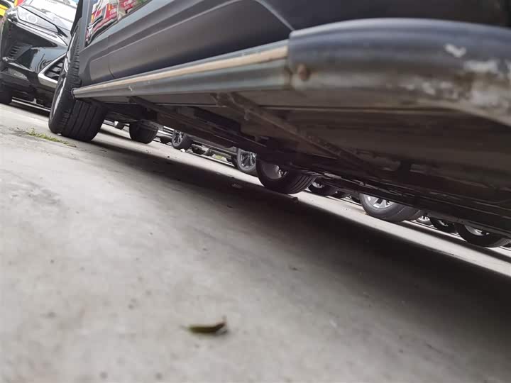 Фото 21 - Changan Oshan X5