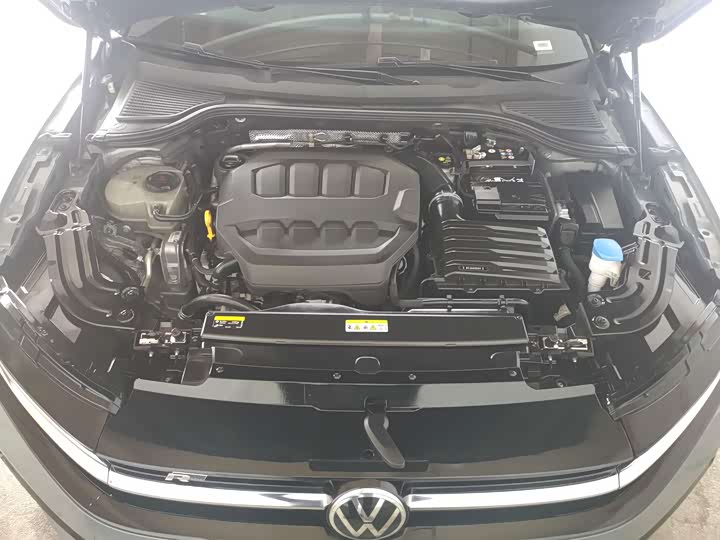 Фото 4 - Volkswagen Magotan