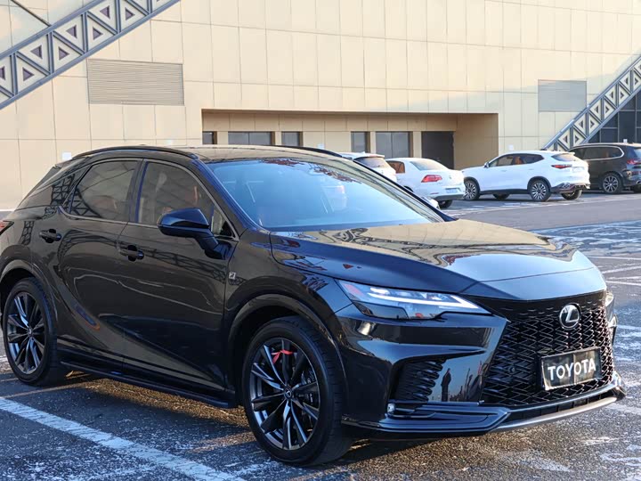 Фото 3 - Lexus RX