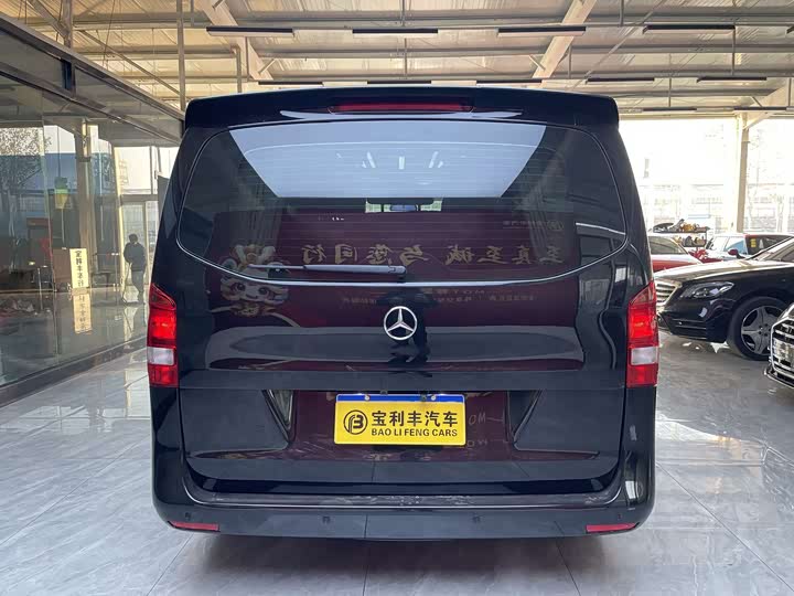 Фото 6 - Mercedes-Benz Vito
