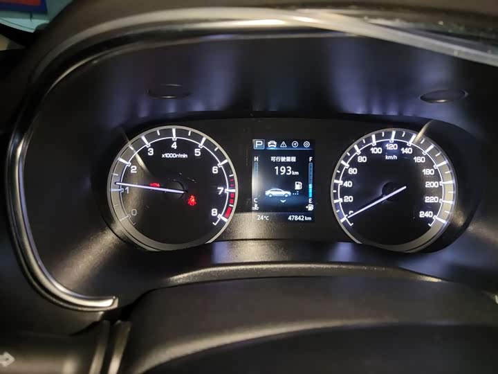 Фото 12 - Changan Raeton CC