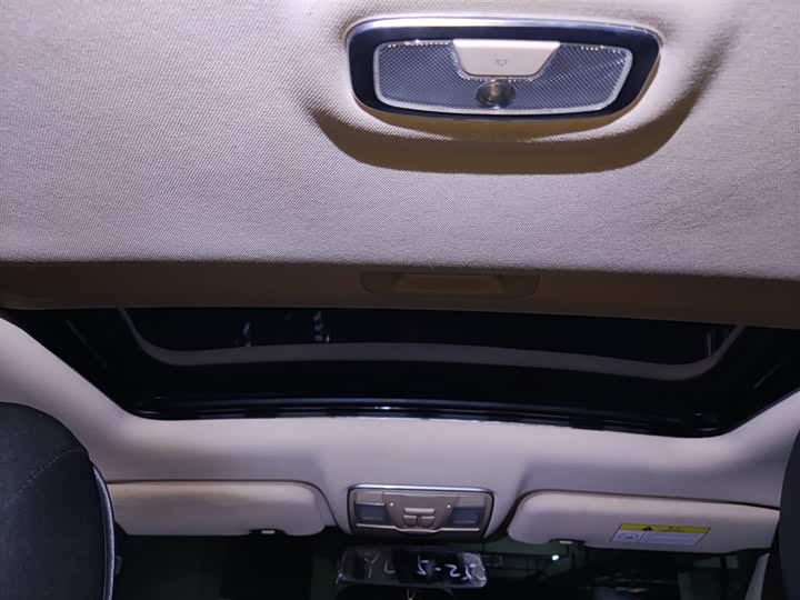 Фото 18 - Changan Raeton CC