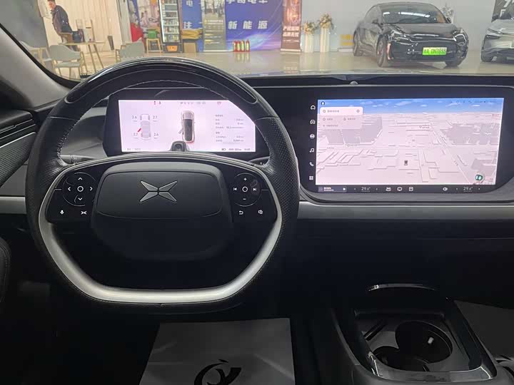 Фото 8 - XPeng P7