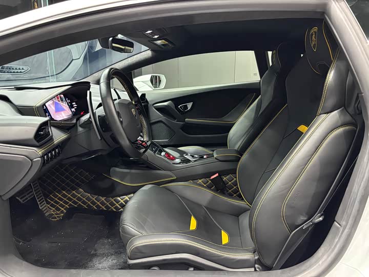 Фото 5 - Lamborghini Huracán