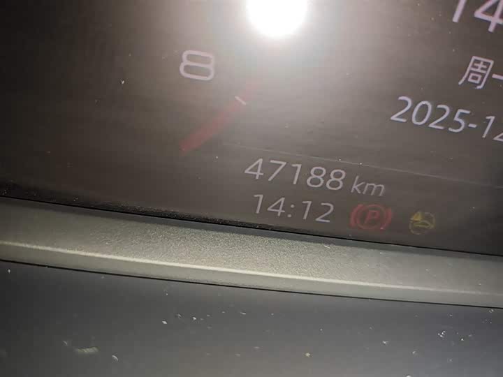 Фото 14 - Audi Q3