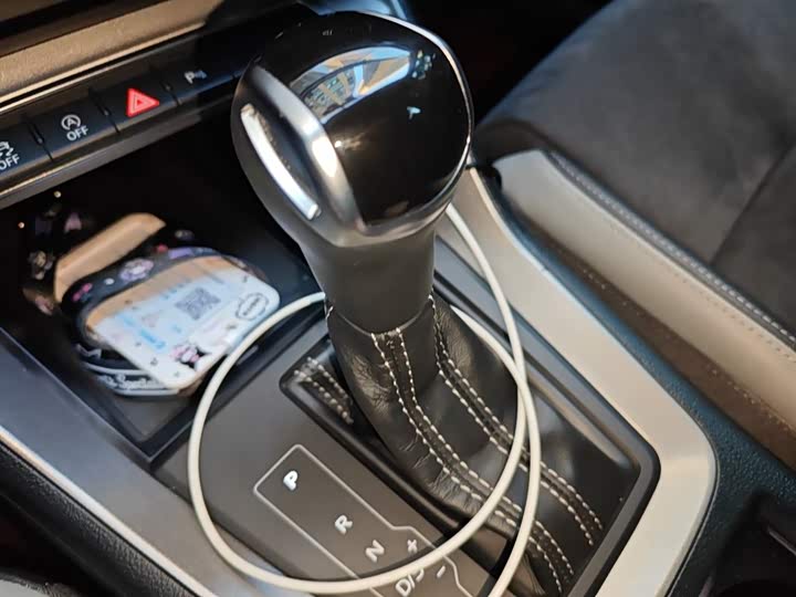 Фото 16 - Audi Q3