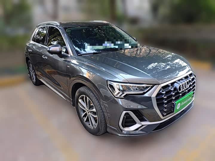 Фото 4 - Audi Q3