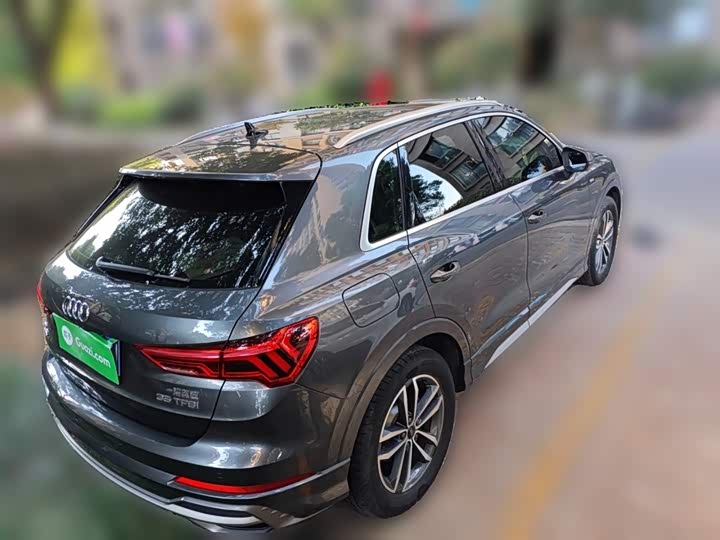 Фото 7 - Audi Q3