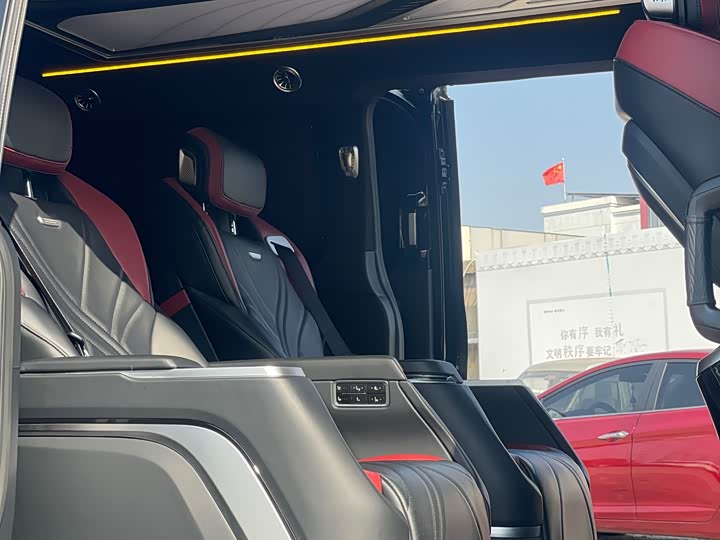 Фото 7 - Ford Tourneo