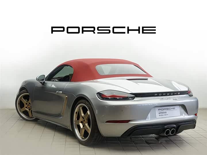 Фото 3 - Porsche 718