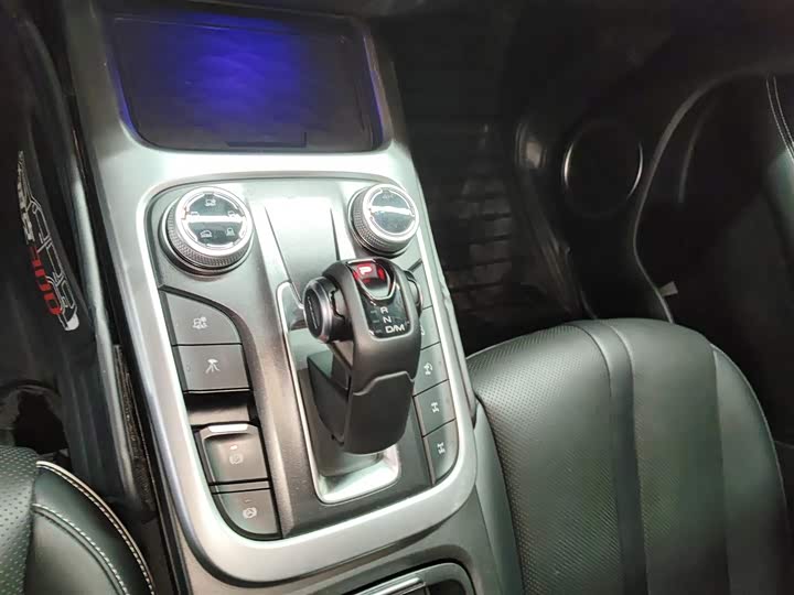 Фото 14 - Tank 300