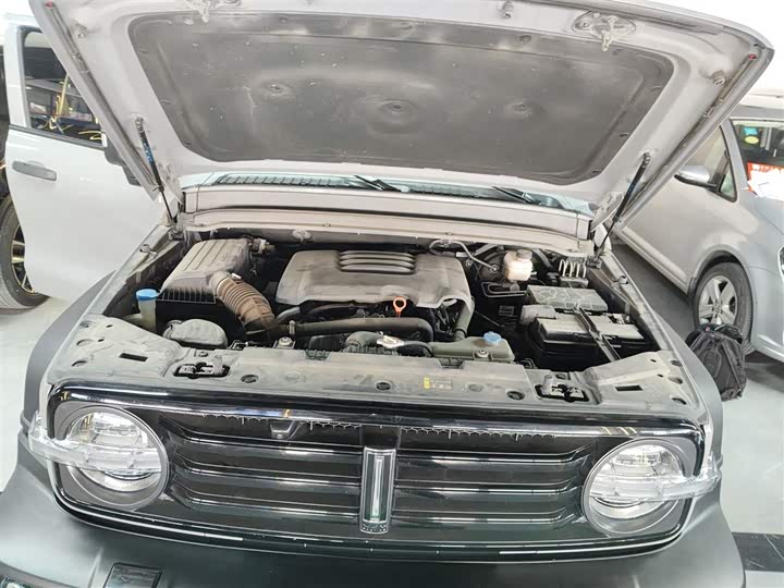 Фото 20 - Tank 300