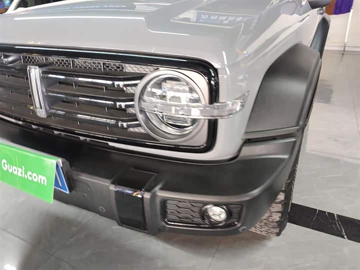 Фото 24 - Tank 300