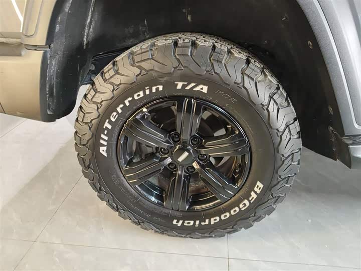 Фото 26 - Tank 300