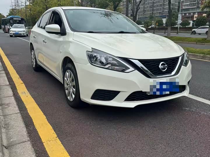 Фото 3 - Nissan Sylphy