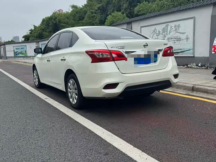 Фото 4 - Nissan Sylphy