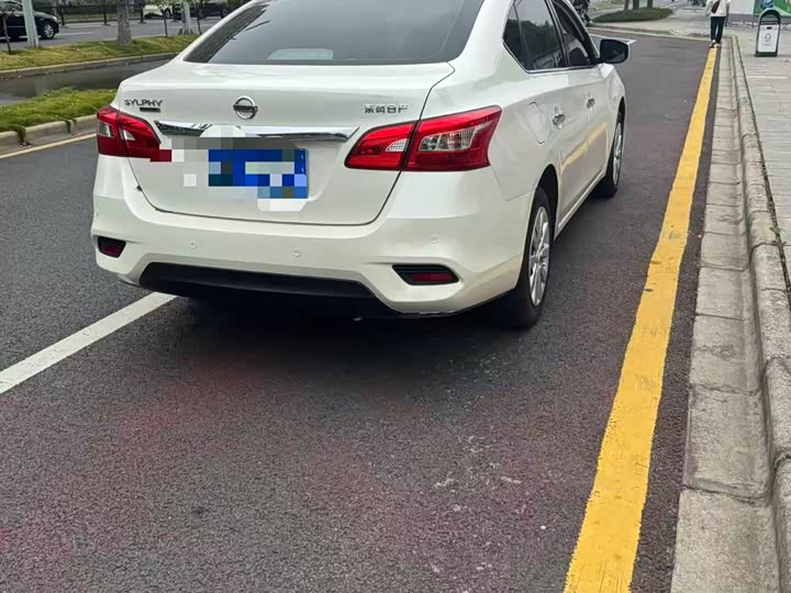 Фото 6 - Nissan Sylphy