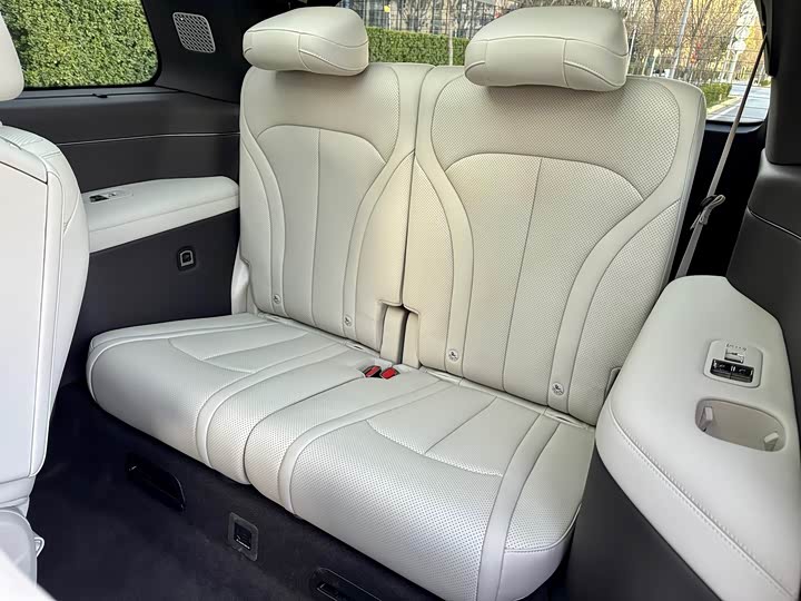 Фото 14 - Denza N9